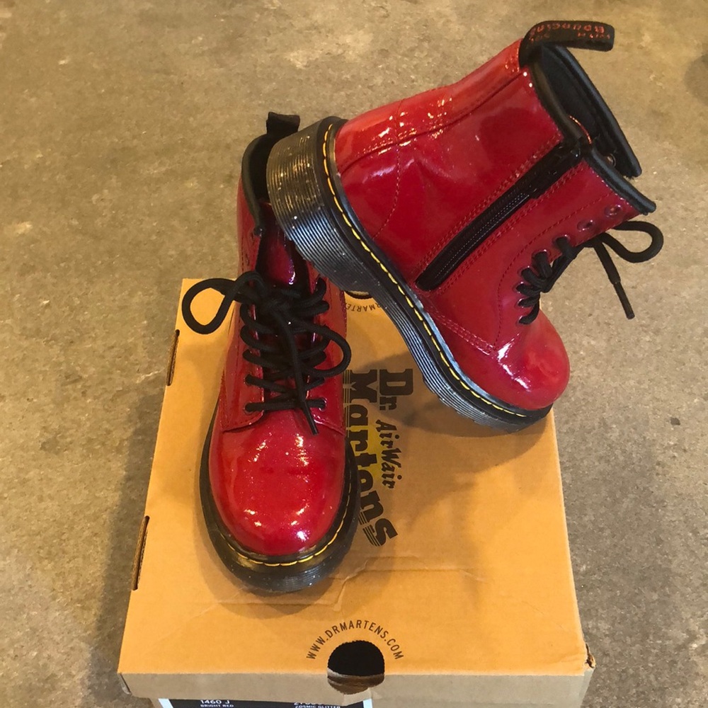 Girls Dr Martens